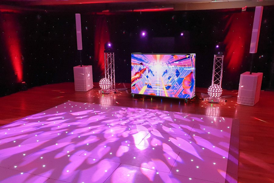 P2.5 LED Curved DJ Booth